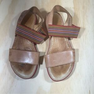 Born Sandals Women’s Size 7